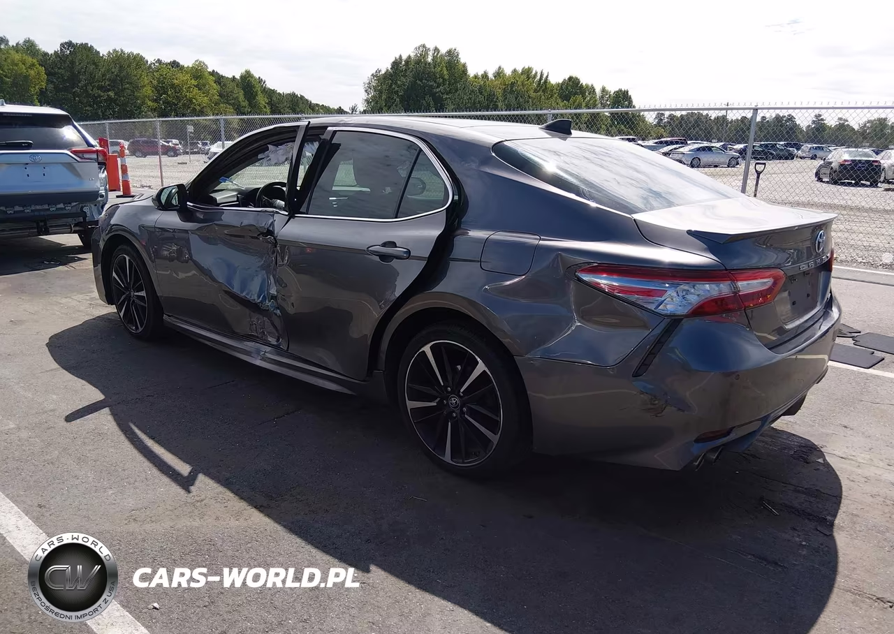 2019 Toyota Camry Xse VIN:4T1B61HK1KU836359 - 3
