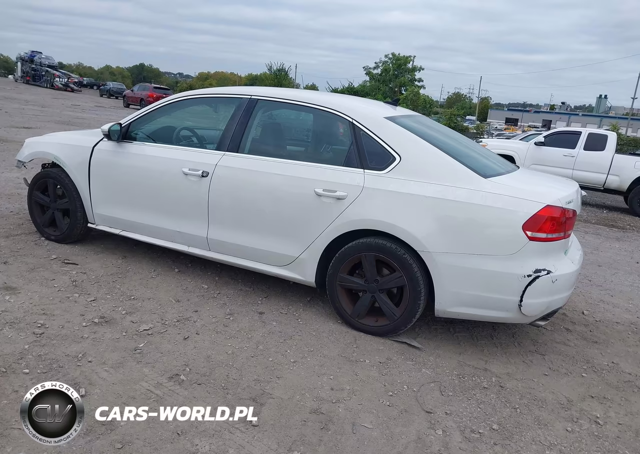 2013 Volkswagen Passat Se W-Sunroof VIN:1VWBP7A34DC073783 - 3