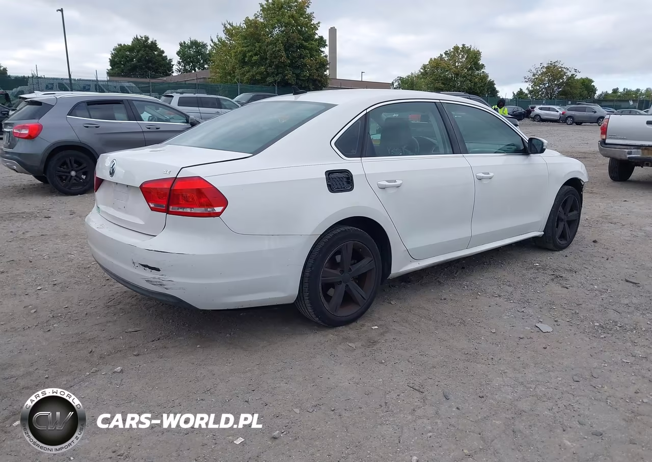 2013 Volkswagen Passat Se W-Sunroof VIN:1VWBP7A34DC073783 - 4