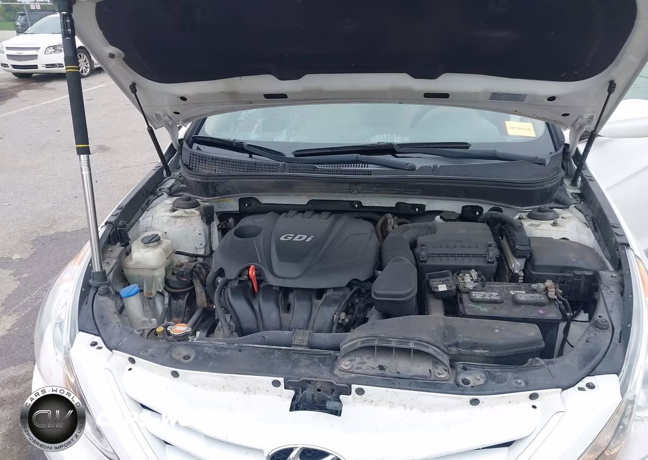 2011 Hyundai Sonata Gls VIN:5NPEB4AC8BH205703 - 10