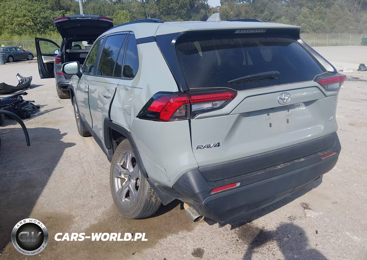 2023 Toyota Rav4 Xle VIN:2T3W1RFV1PW289278 - 3