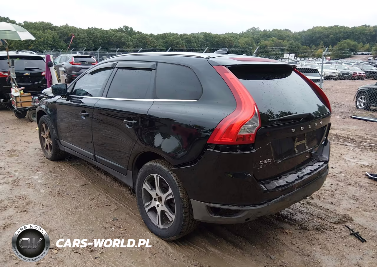 2011 Volvo Xc60 T6-T6 R-Design VIN:YV4902DZ3B2176427 - 3