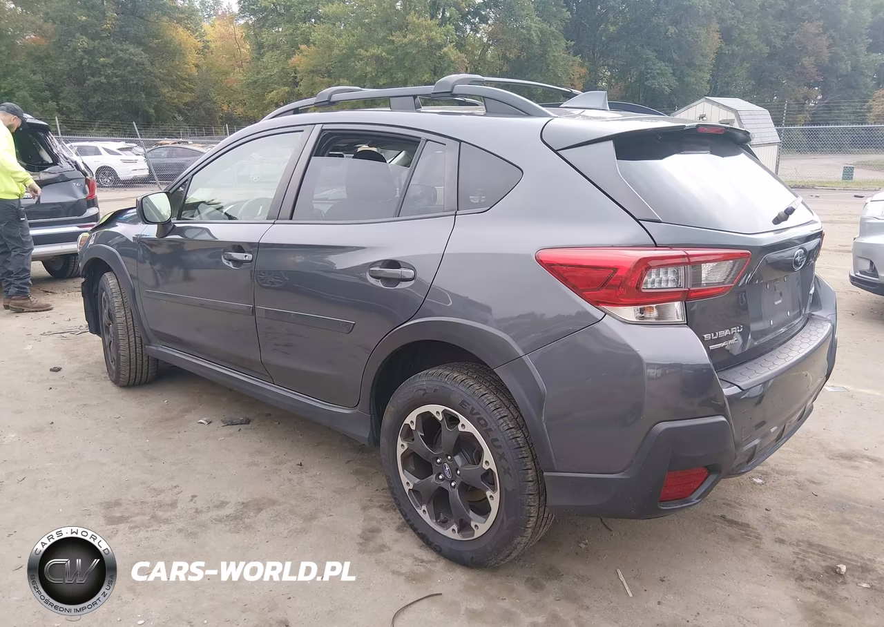 2021 Subaru Crosstrek Premium VIN:JF2GTAEC3M8327435 - 3