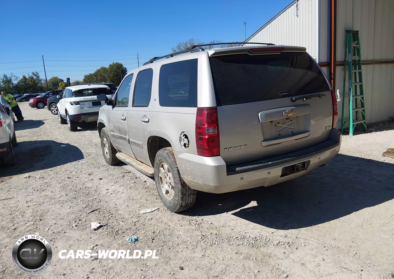 2009 Chevrolet Tahoe Lt1 VIN:1GNFC23019R102044 - 3