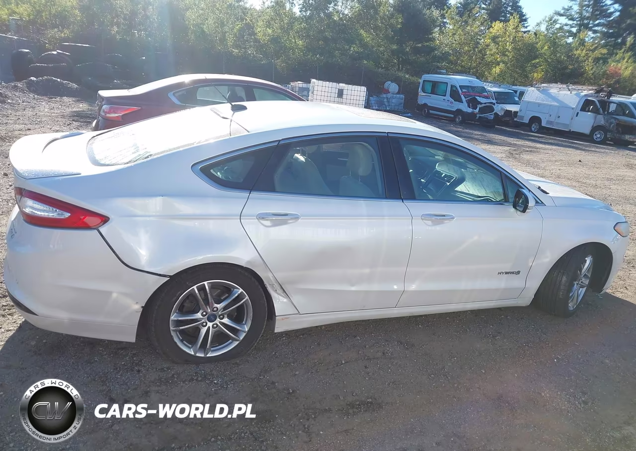 2015 Ford Fusion Hybrid Titanium VIN:3FA6P0RU5FR171787 - 12