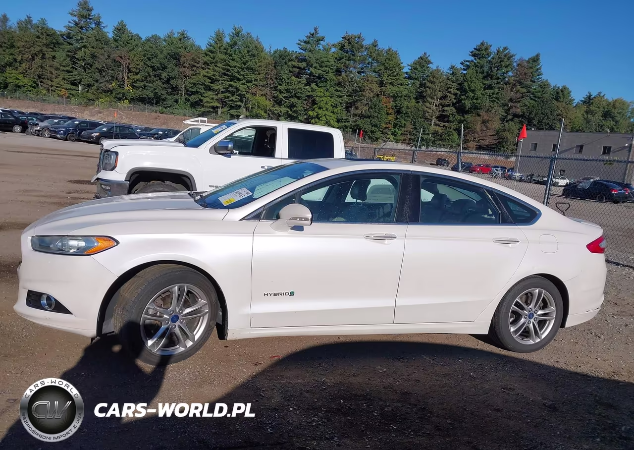 2015 Ford Fusion Hybrid Titanium VIN:3FA6P0RU5FR171787 - 13