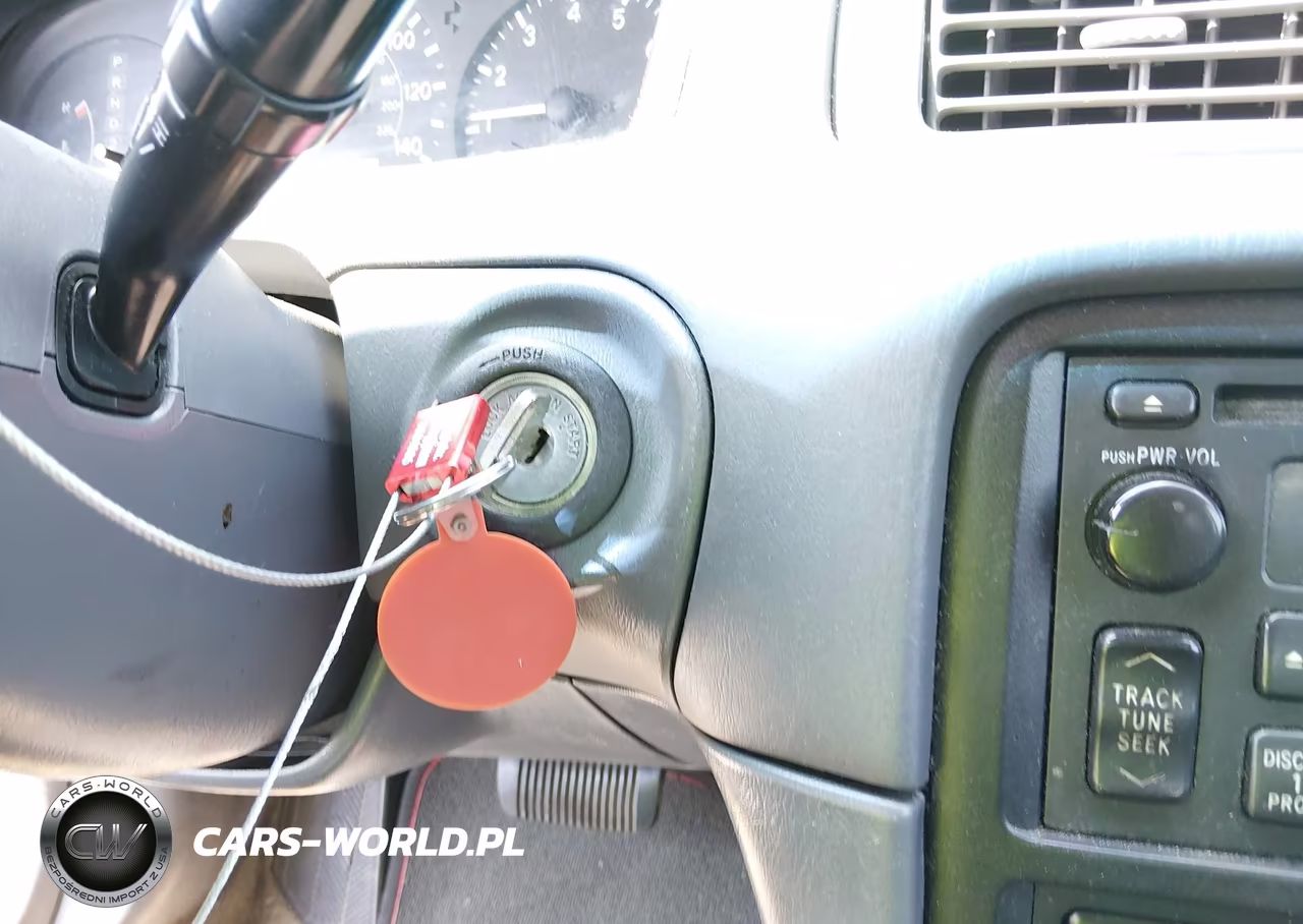 1999 Toyota Camry Le VIN:JT2BG22K2X0322592 - 11