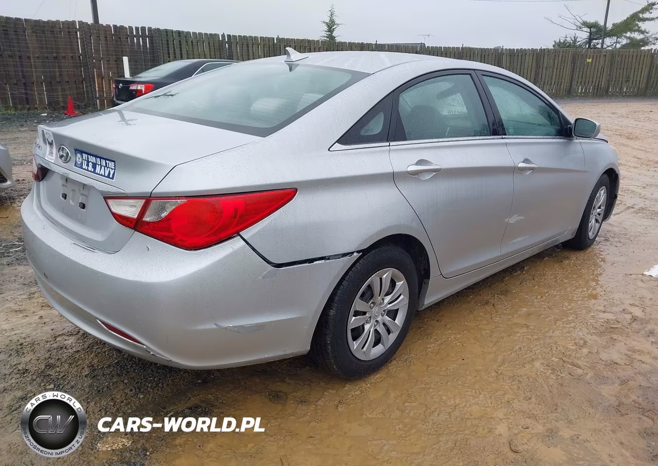 2011 Hyundai Sonata Gls VIN:5NPEB4AC9BH055357 - 4