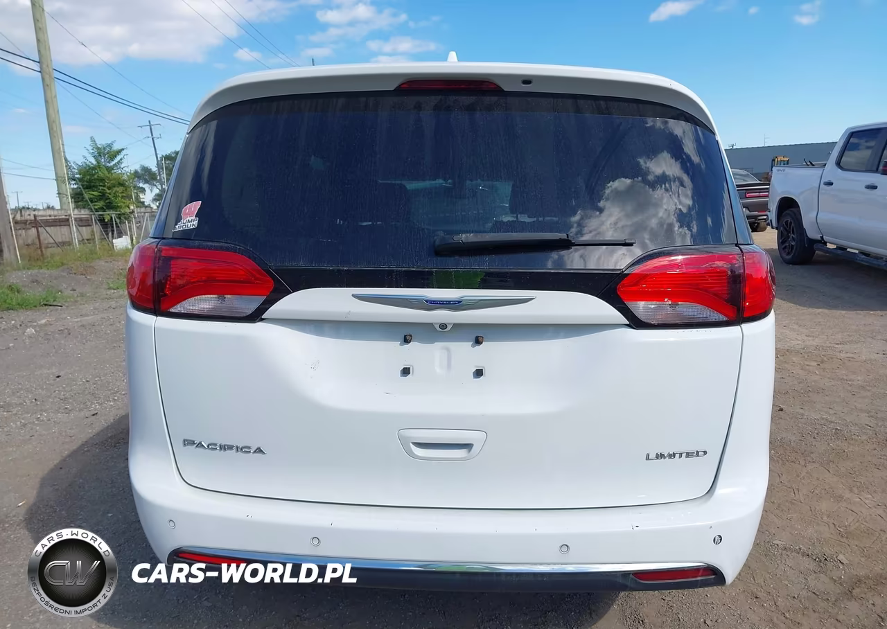 2019 Chrysler Pacifica Limited VIN:2C4RC1GG9KR666936 - 16