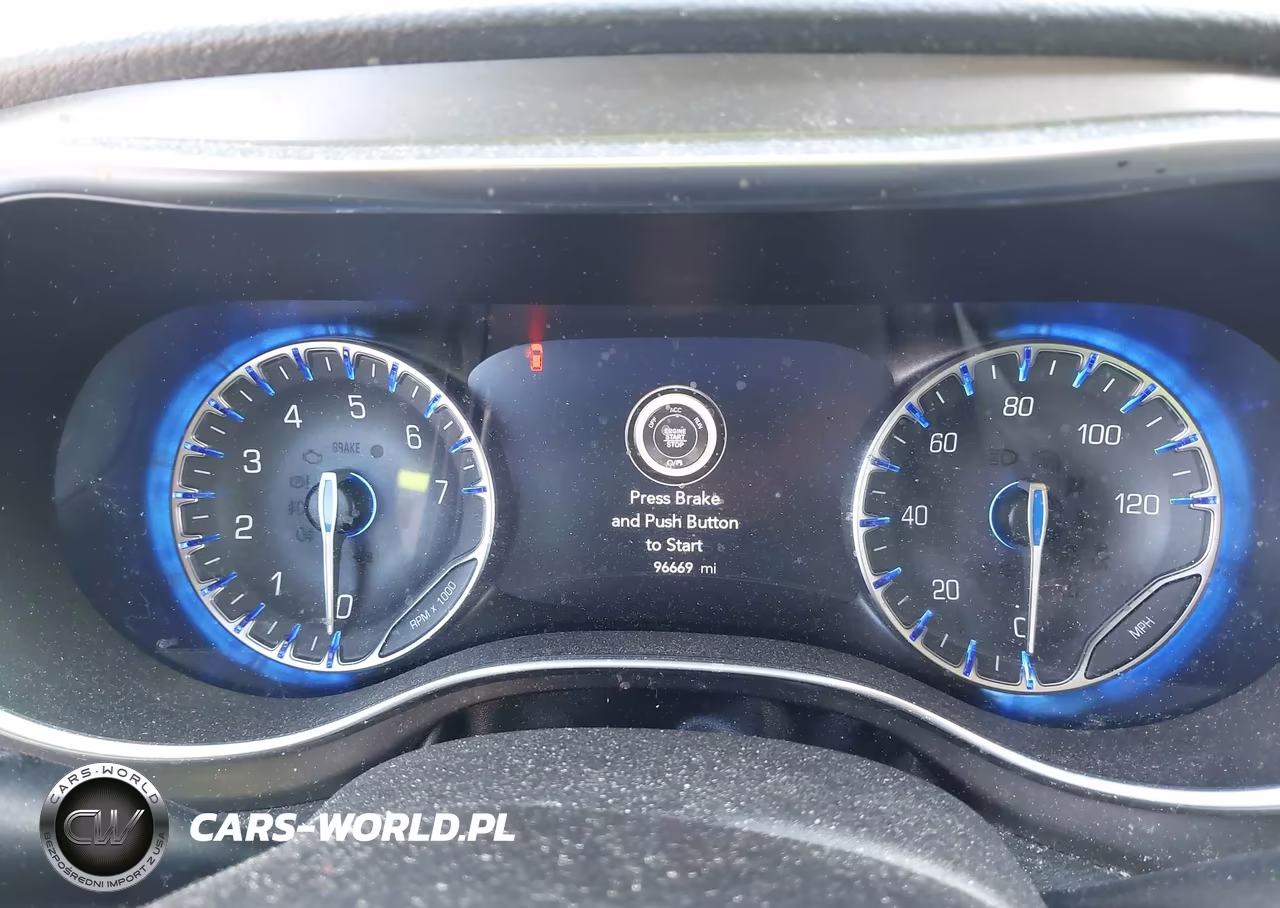 2019 Chrysler Pacifica Limited VIN:2C4RC1GG9KR666936 - 7