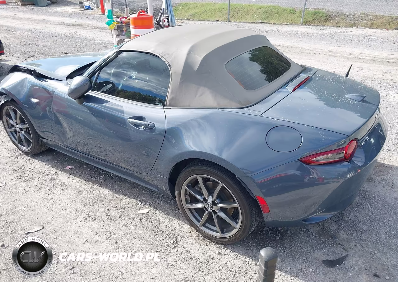 2020 Mazda Mx-5 Miata Grand Touring VIN:JM1NDAD77L0414114 - 3