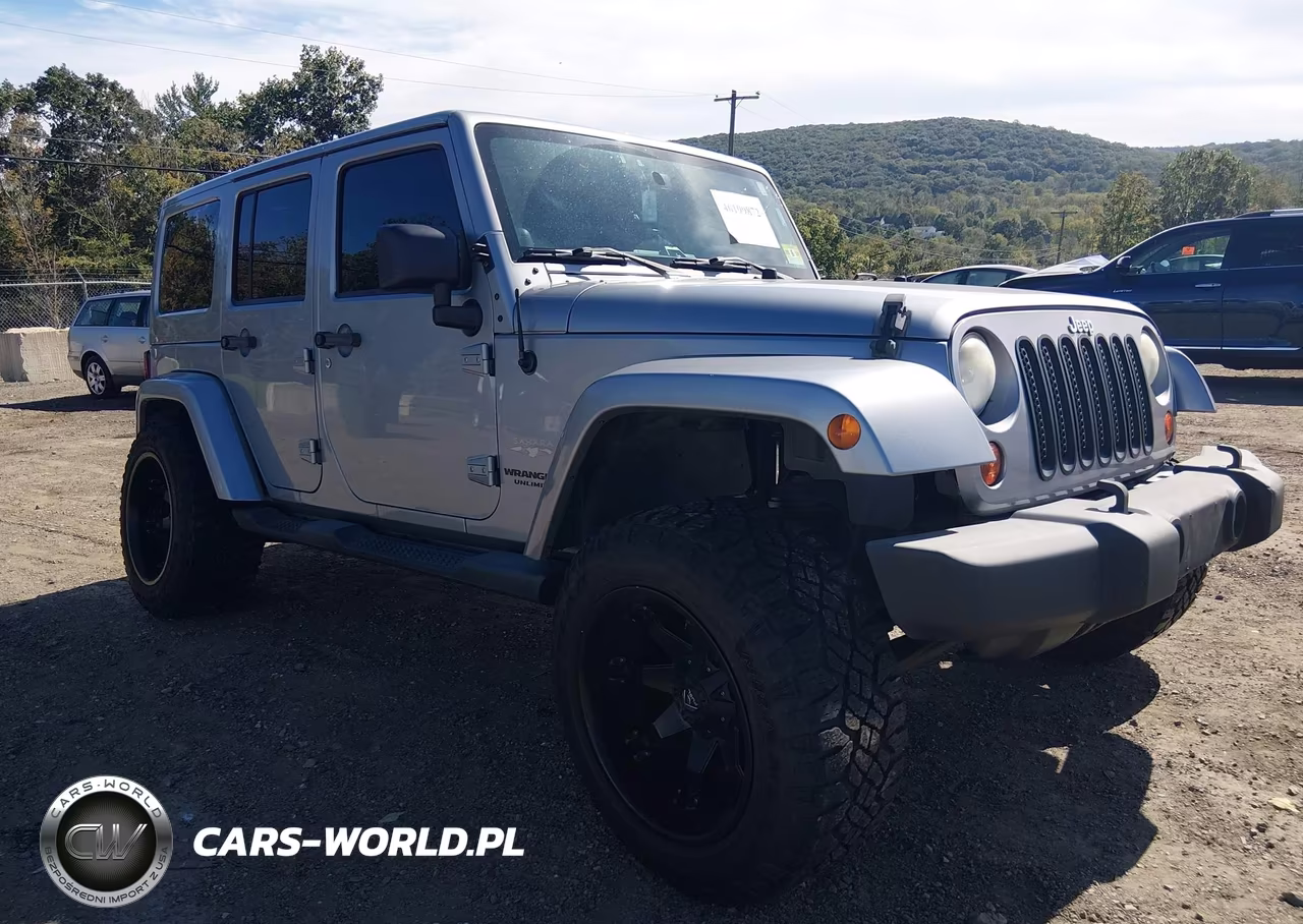2013 Jeep Wrangler Unlimited Sahara