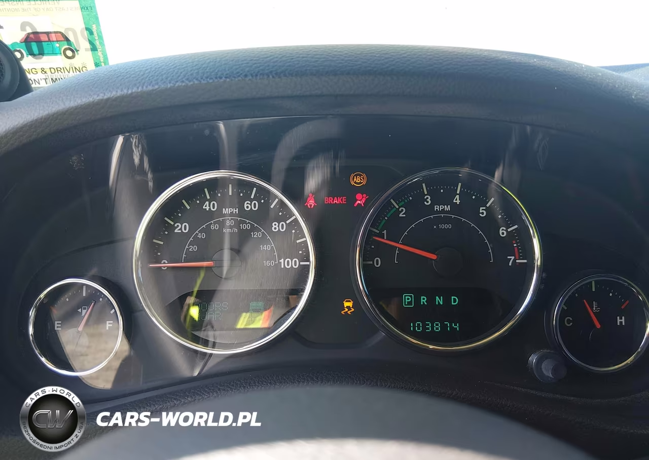 2013 Jeep Wrangler Unlimited Sahara VIN:1C4HJWEG8DL627266 - 7