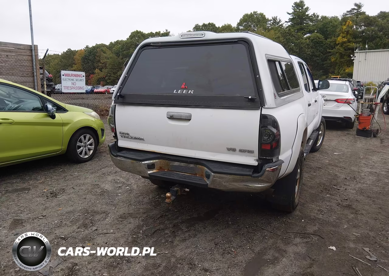 2007 Toyota Tacoma Double Cab VIN:5TELU42N97Z398689 - 4