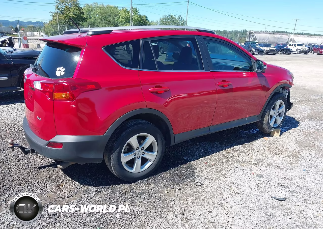 2013 Toyota Rav4 Xle VIN:2T3WFREVXDW045143 - 4