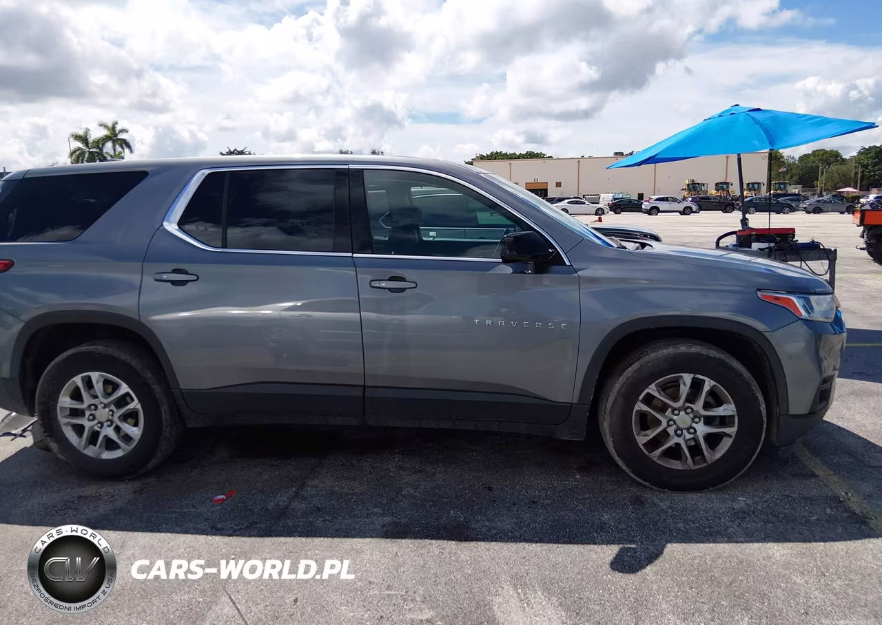 2019 Chevrolet Traverse Ls VIN:1GNERFKW0KJ114522 - 13