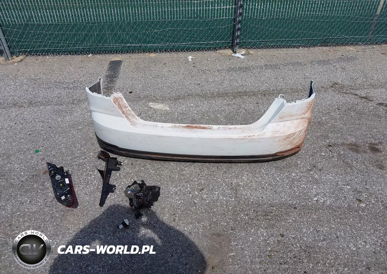 2026 Toyota Camry Le VIN:4T1DAACK6TU210368 - 12