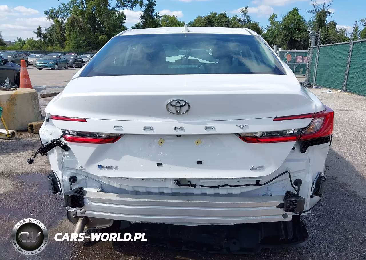 2026 Toyota Camry Le VIN:4T1DAACK6TU210368 - 19