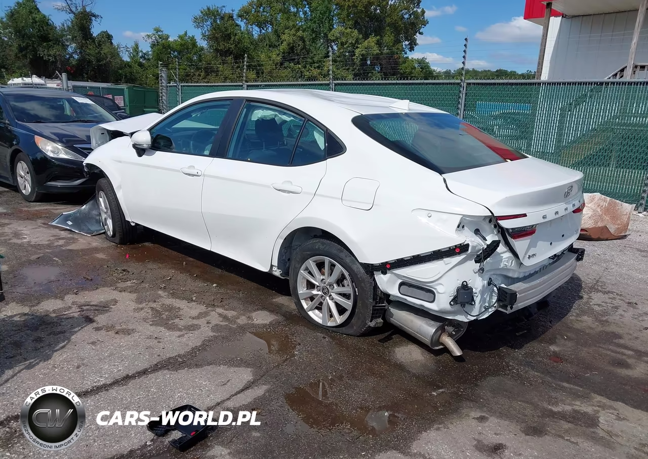 2026 Toyota Camry Le VIN:4T1DAACK6TU210368 - 3