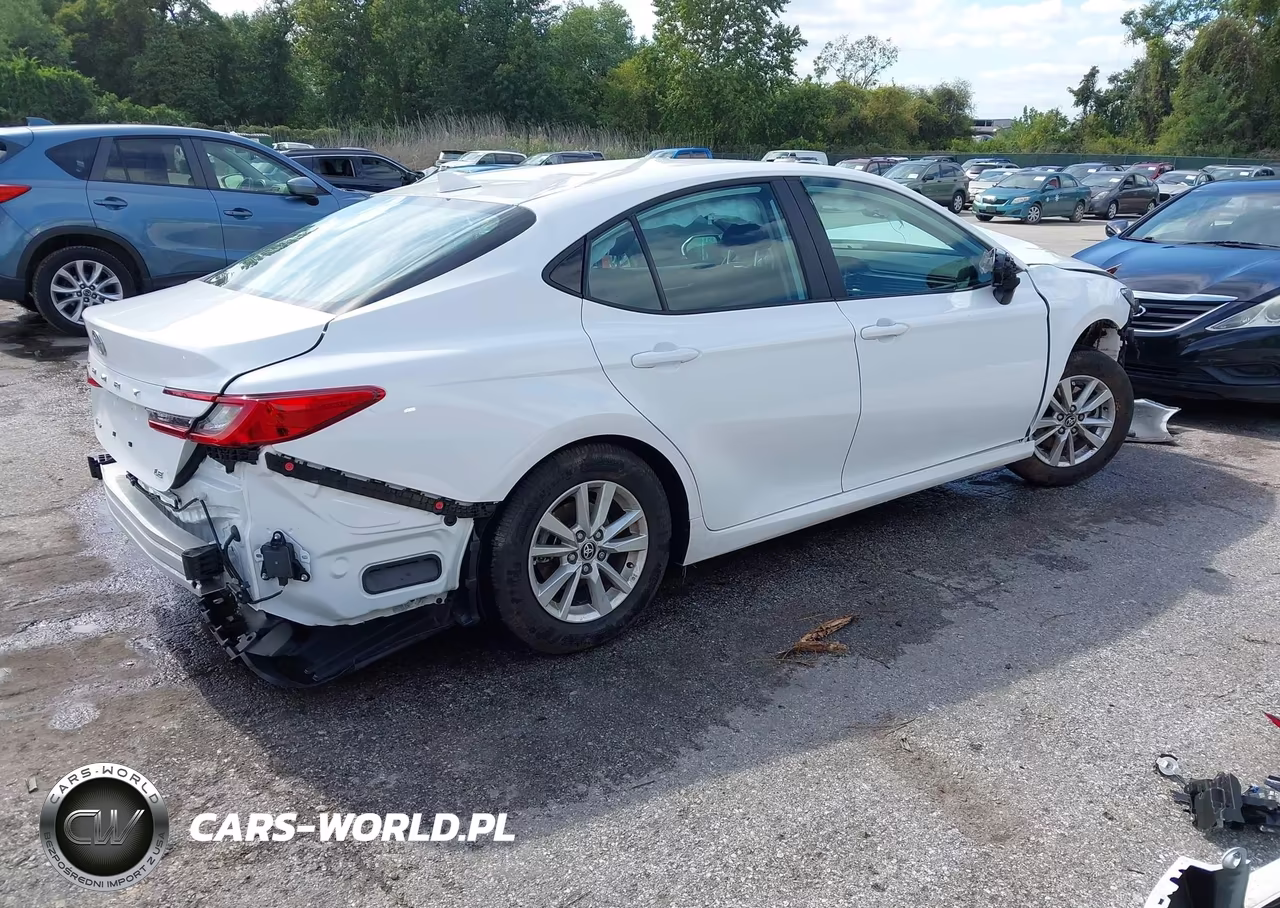 2026 Toyota Camry Le VIN:4T1DAACK6TU210368 - 4