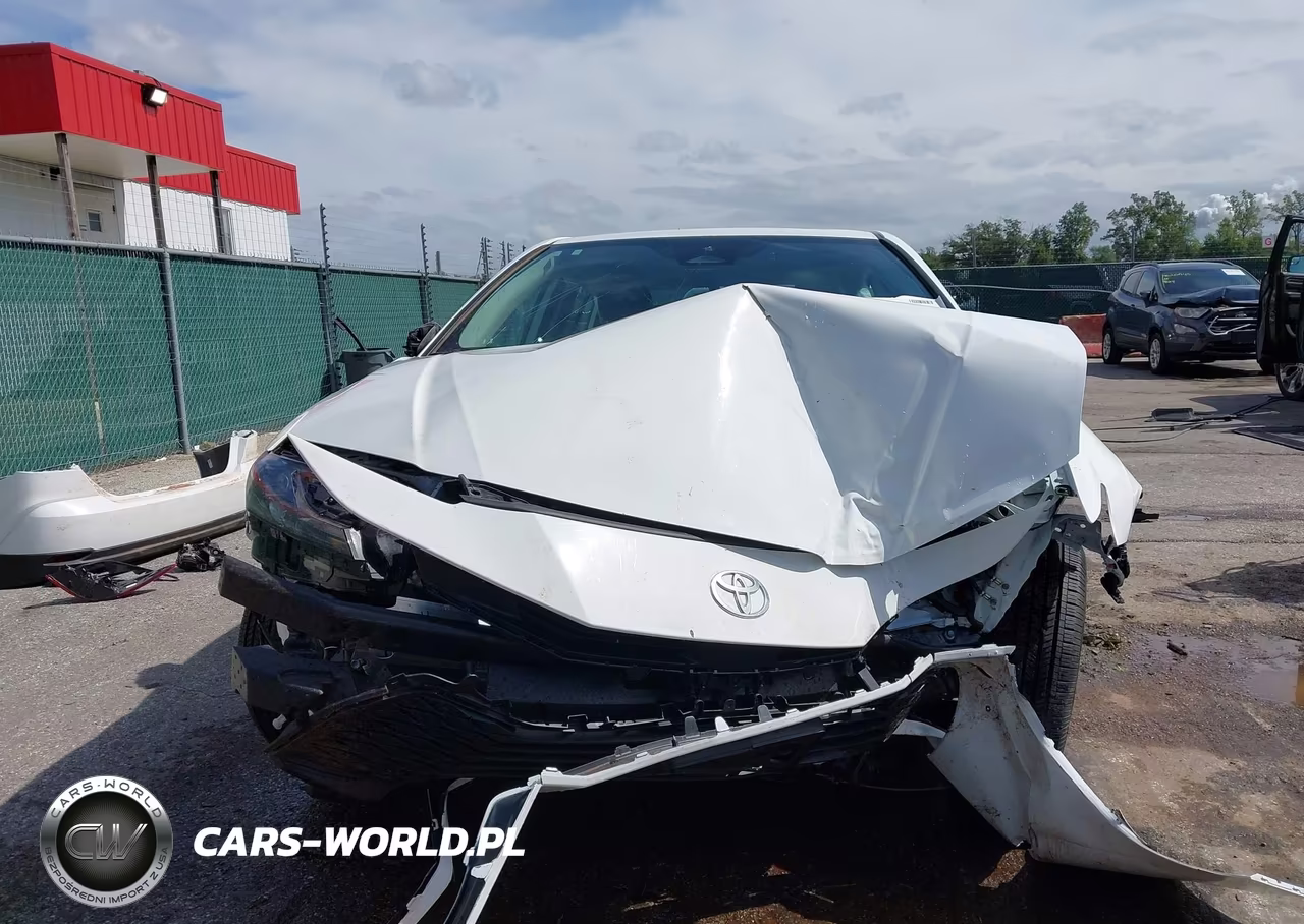 2026 Toyota Camry Le VIN:4T1DAACK6TU210368 - 6