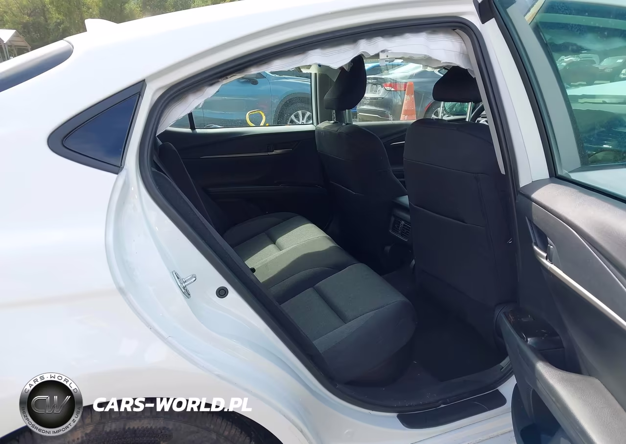 2026 Toyota Camry Le VIN:4T1DAACK6TU210368 - 8