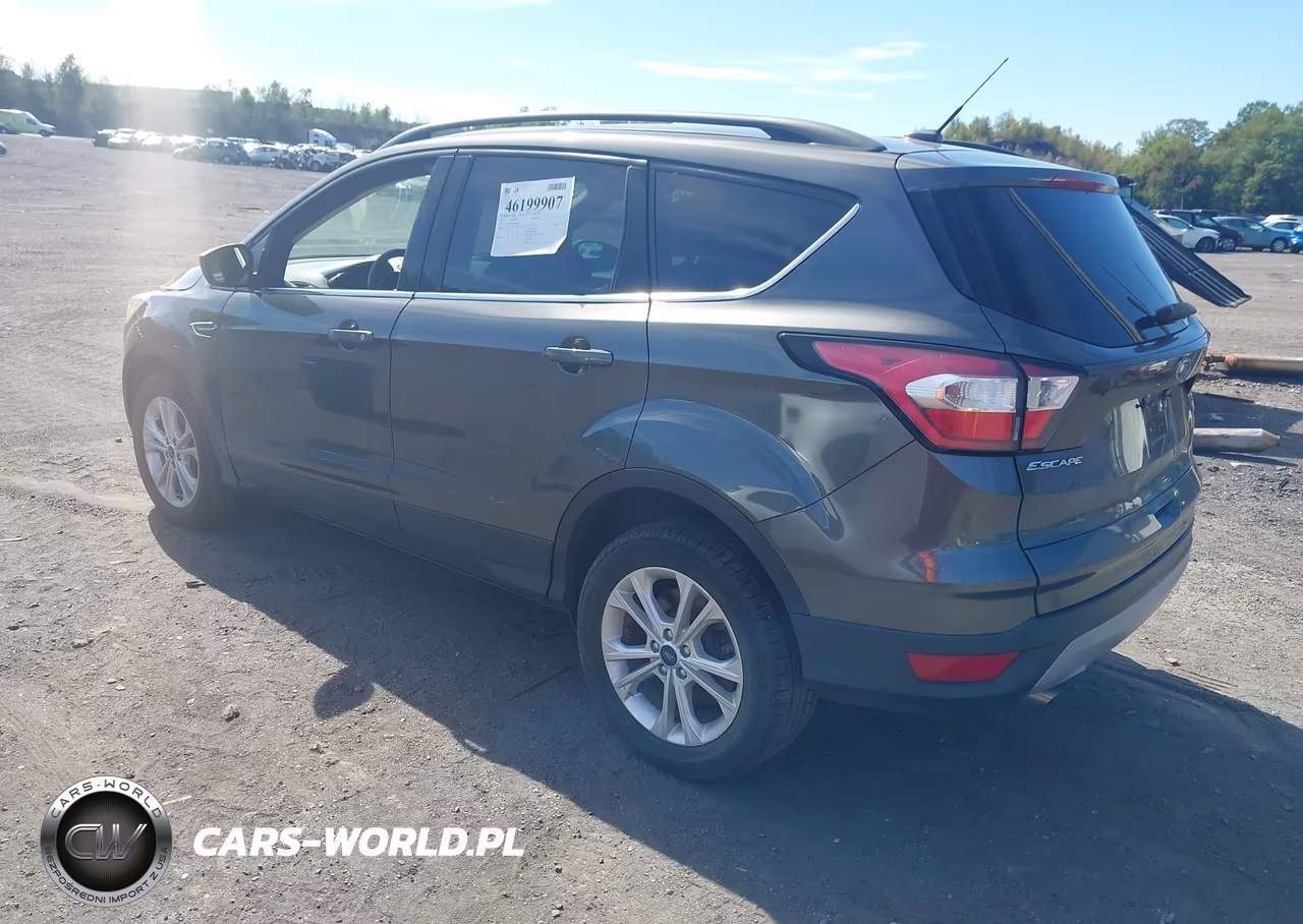 2017 Ford Escape Se VIN:1FMCU9GD4HUD72049 - 3