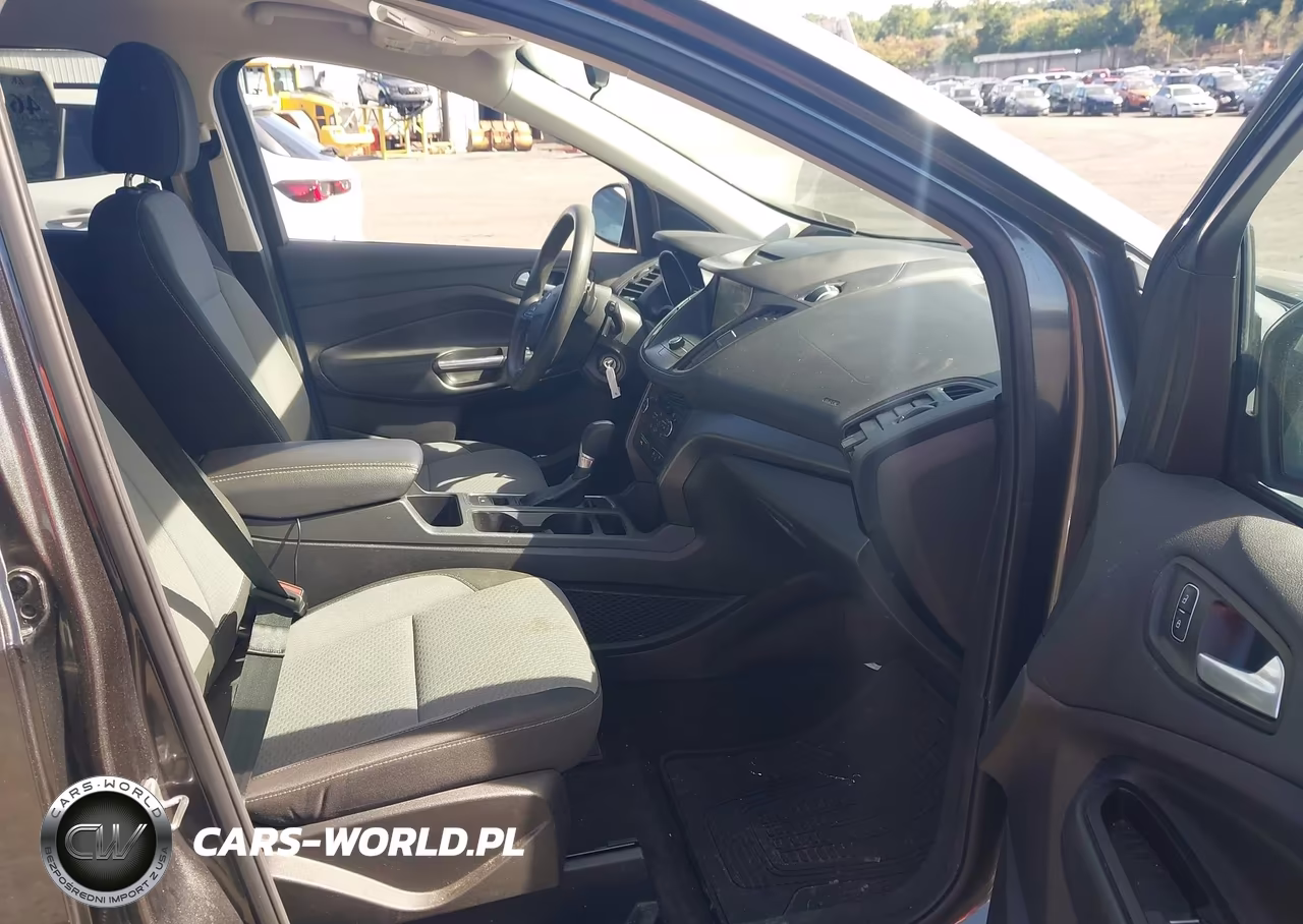 2017 Ford Escape Se VIN:1FMCU9GD4HUD72049 - 5
