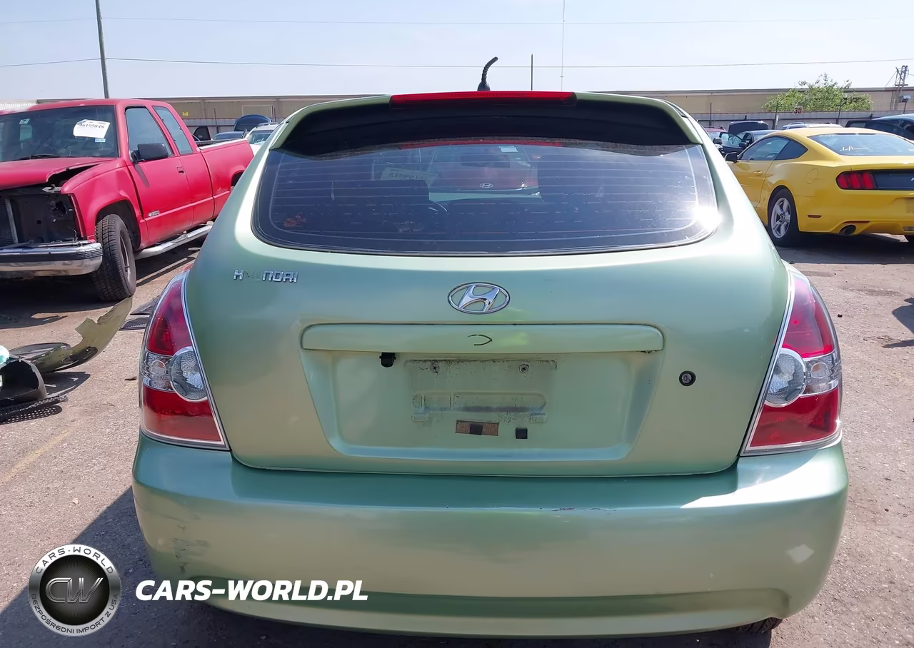 2007 Hyundai Accent Gs VIN:KMHCM36C27U010290 - 16