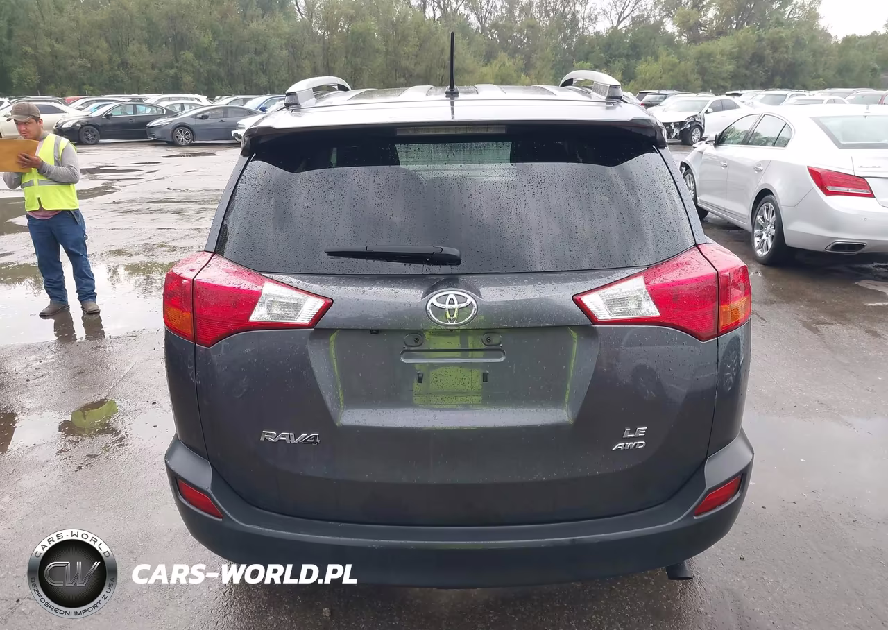 2015 Toyota Rav4 Le VIN:2T3BFREV7FW394486 - 16