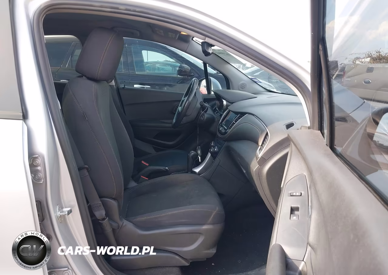 2020 Chevrolet Trax Fwd Ls VIN:3GNCJKSB1LL296343 - 5