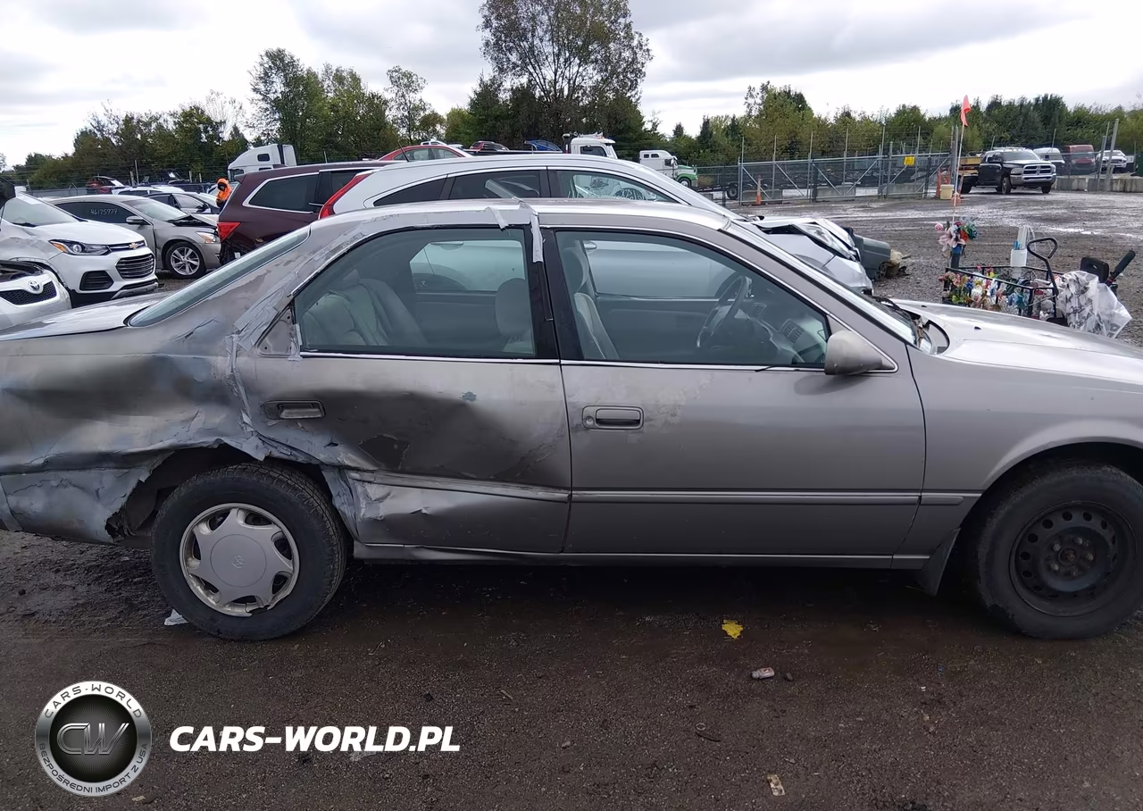 1999 Toyota Camry Ce VIN:4T1BG22K5XU531577 - 13