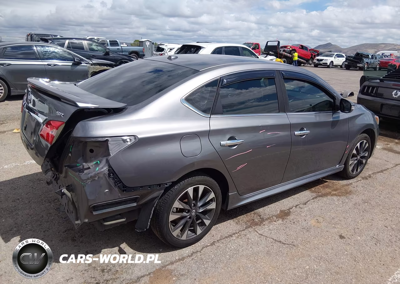 2016 Nissan Sentra Sr VIN:3N1AB7APXGY329018 - 4