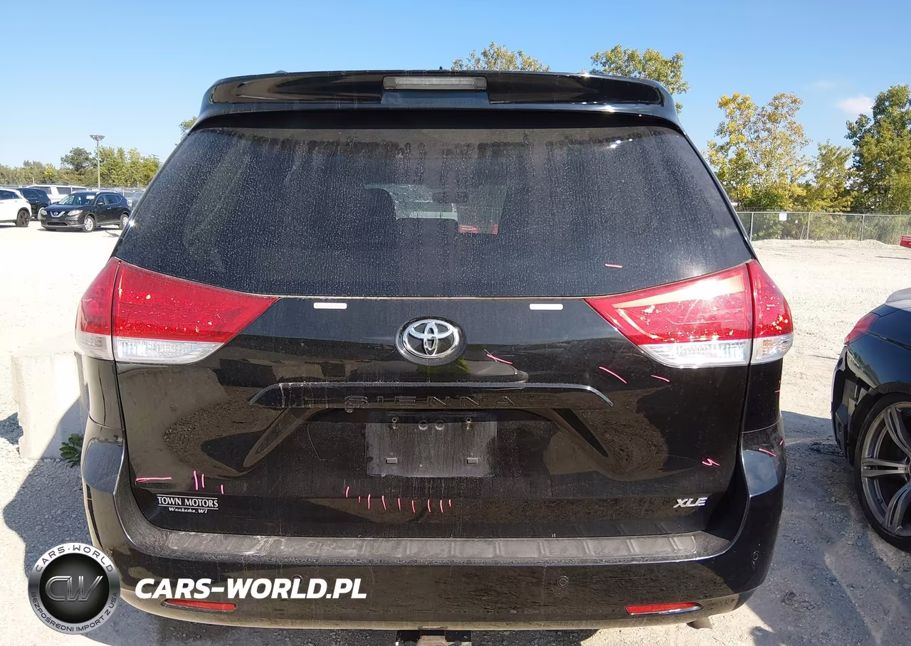 2011 Toyota Sienna Xle V6 VIN:5TDYK3DC6BS129038 - 16