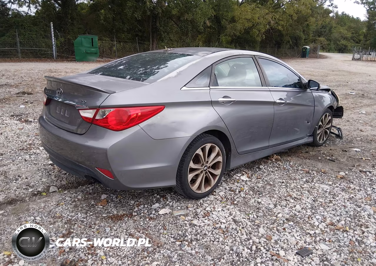 2014 Hyundai Sonata Se VIN:5NPEC4AB1EH934196 - 4