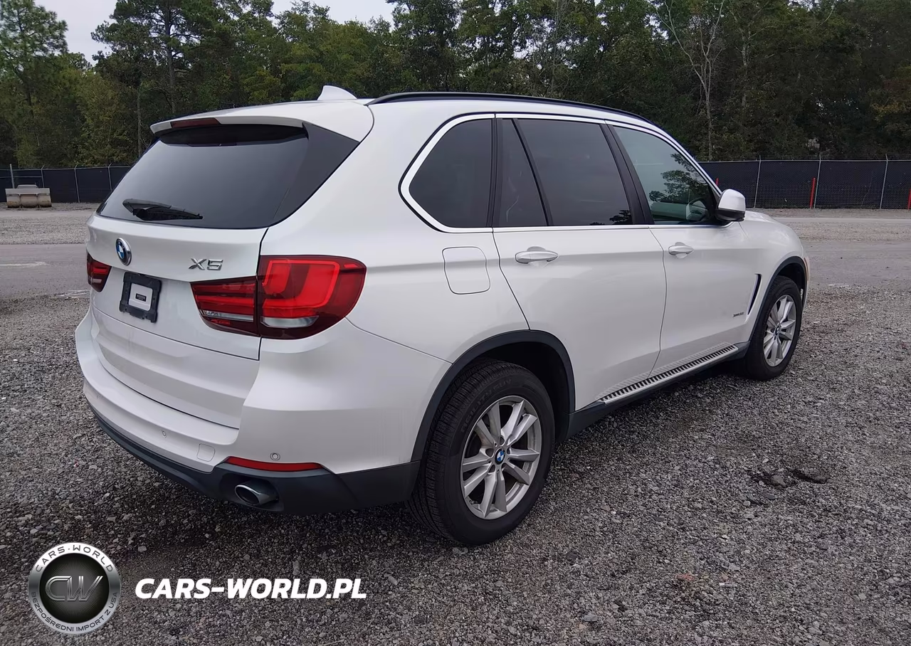 2015 BMW X5 xDrive35I VIN:5UXKR0C51F0P08982 - 4