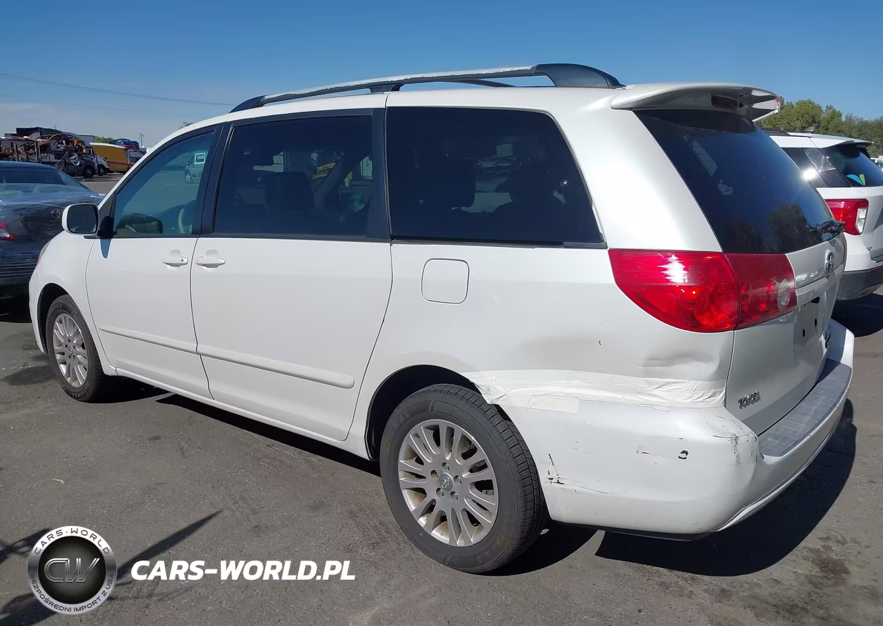 2008 Toyota Sienna Xle VIN:5TDBK22C68S013852 - 3