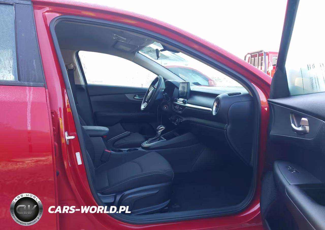 2019 Kia Forte Lxs VIN:3KPF24AD8KE100340 - 5