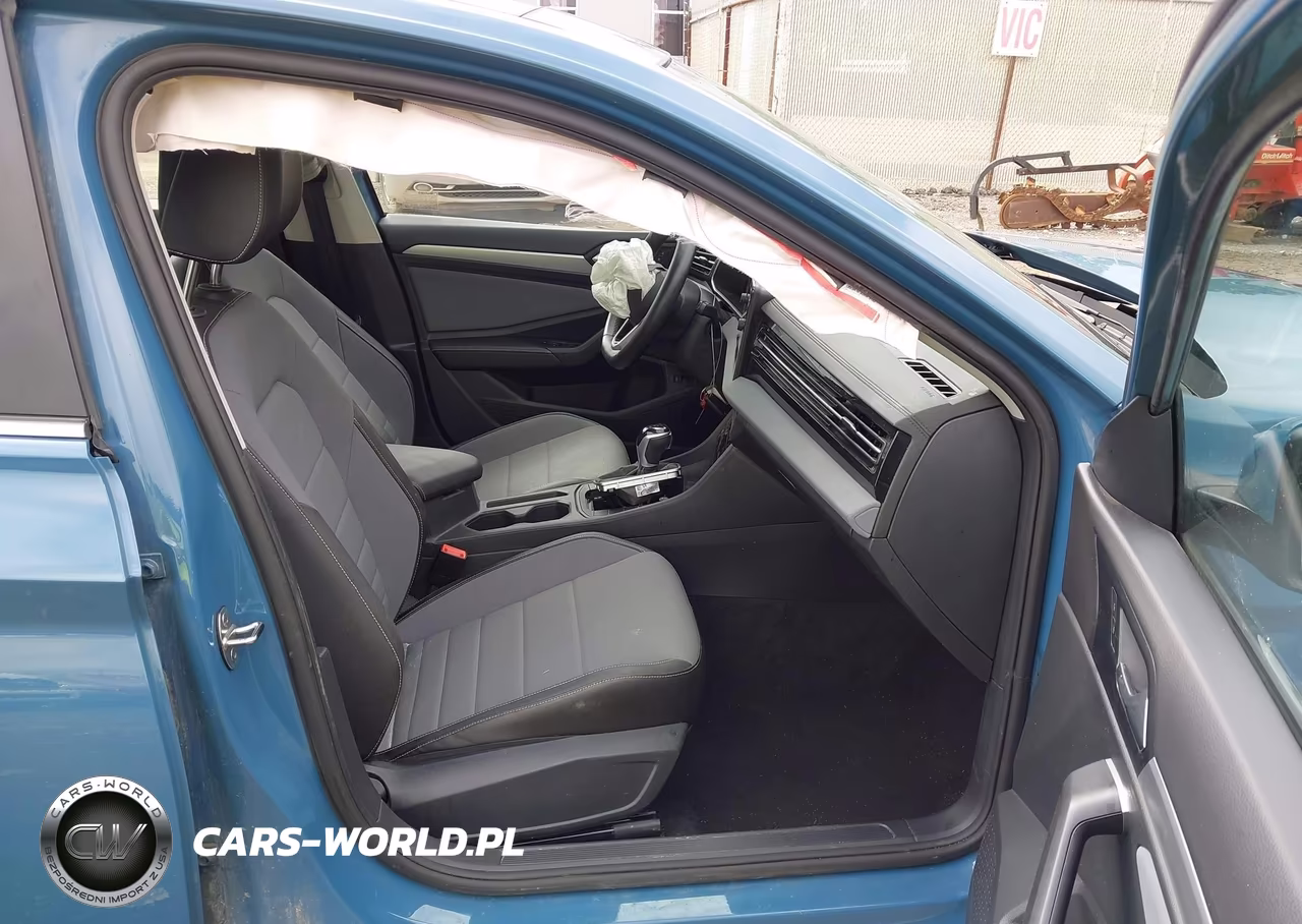 2025 Volkswagen Jetta 1.5T Se VIN:3VW7X7BU4SM048424 - 5