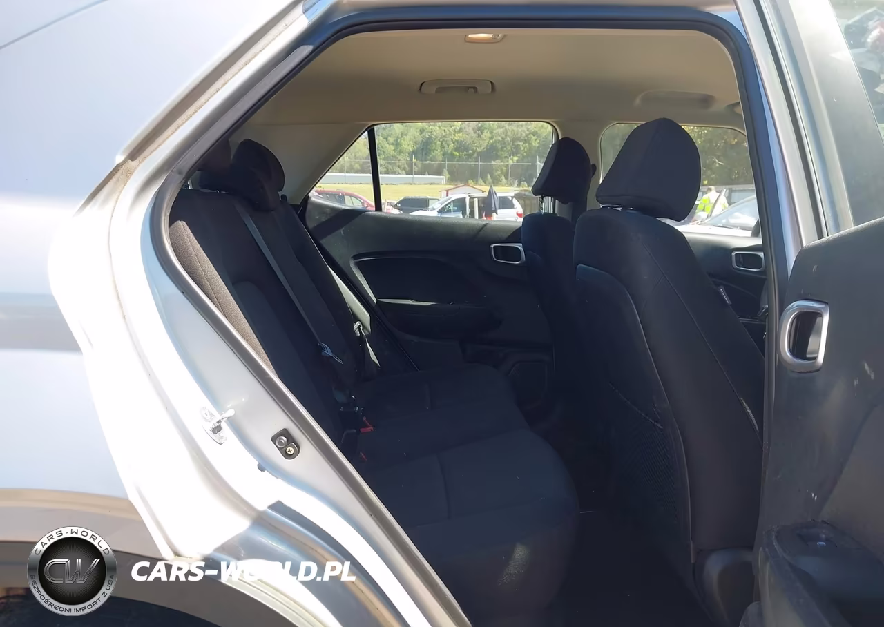 2021 Hyundai Venue Se VIN:KMHRB8A32MU068318 - 8