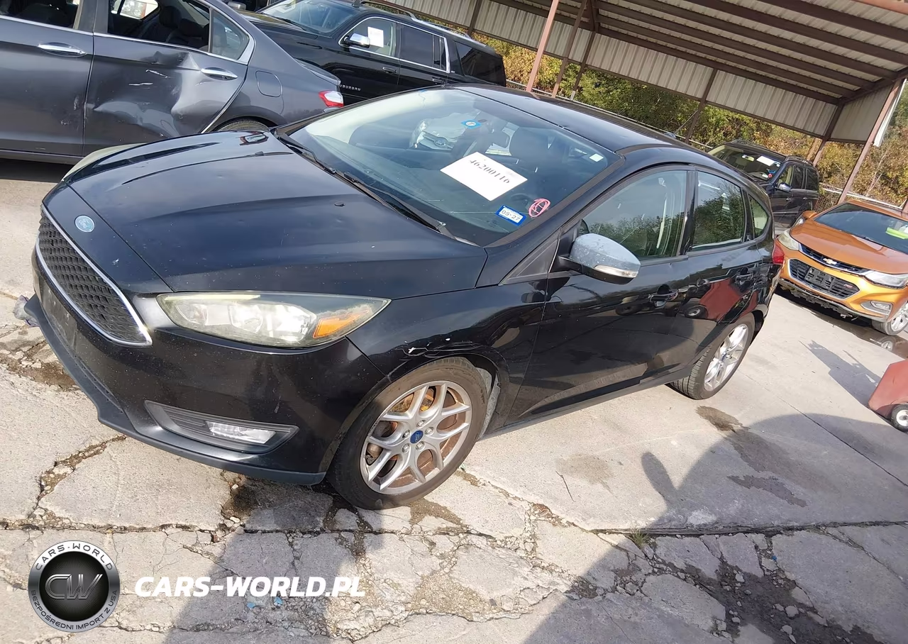 2015 Ford Focus Se VIN:1FADP3K27FL326310 - 2