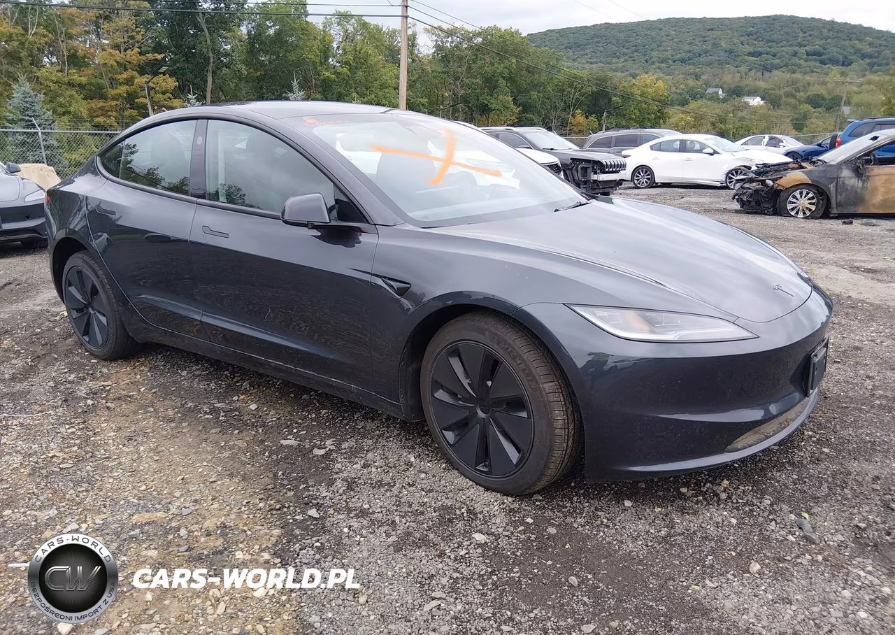 2026 Tesla Modelo 3 Premium All-Wheel Drive – zdjęcie 1 z 10
