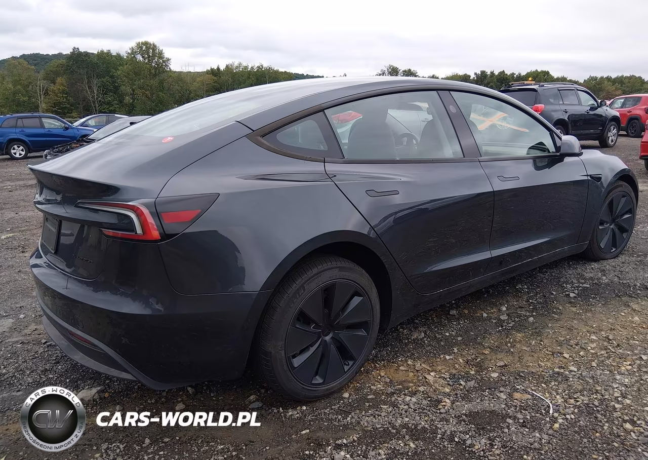 2026 Tesla Modelo 3 Premium All-Wheel Drive VIN:5YJ3E1EB7TF126425 - 4