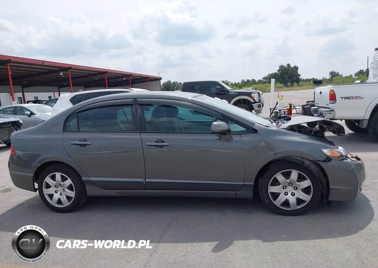 2010 Honda Civic Lx VIN:2HGFA1F58AH585618 - 13