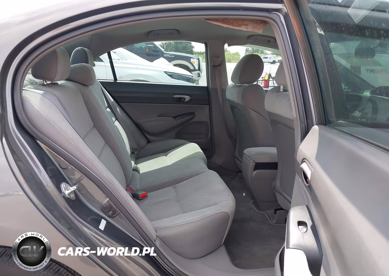 2010 Honda Civic Lx VIN:2HGFA1F58AH585618 - 8