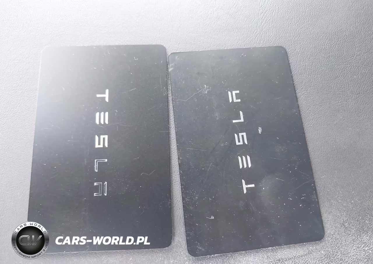 2023 Tesla Model Y Awd-Long Range VIN:7SAYGDEE7PF696350 - 11