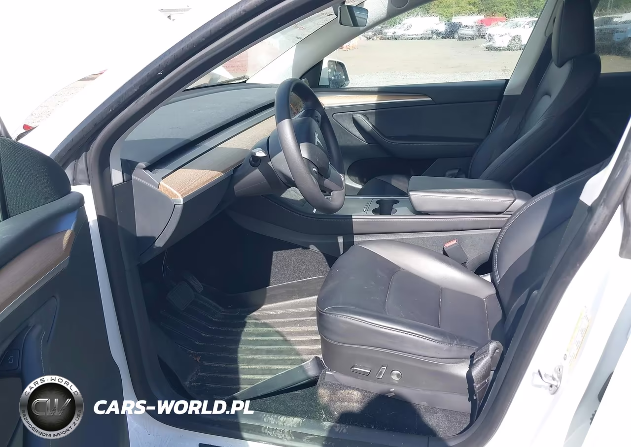 2023 Tesla Model Y Awd-Long Range VIN:7SAYGDEE7PF696350 - 5