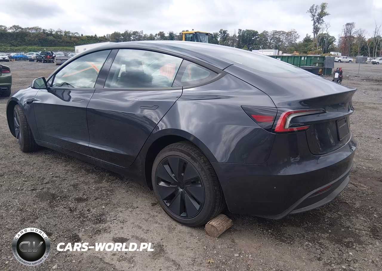 2026 Tesla Modelo 3 Premium All-Wheel Drive VIN:5YJ3E1EB9TF125129 - 3