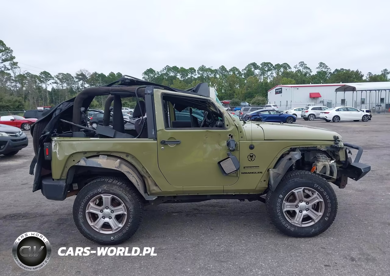 2013 Jeep Wrangler Sport VIN:1C4AJWAG1DL649584 - 13
