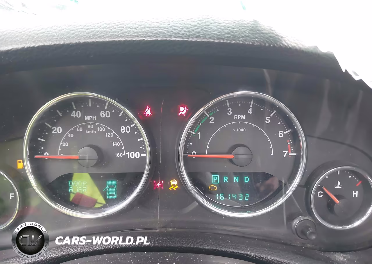 2013 Jeep Wrangler Sport VIN:1C4AJWAG1DL649584 - 7